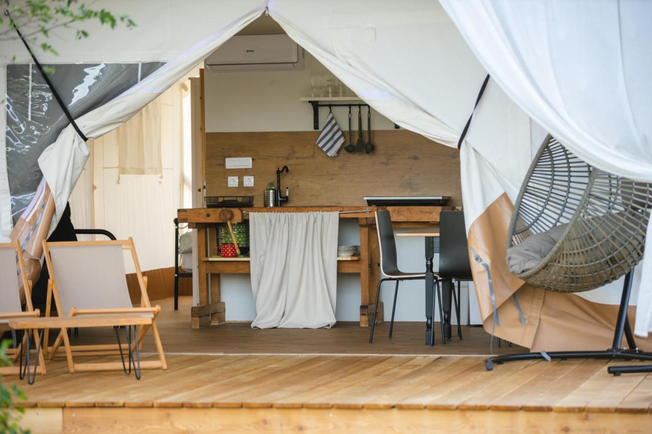 Glamping Kolpa Resort Gradac Exterior photo