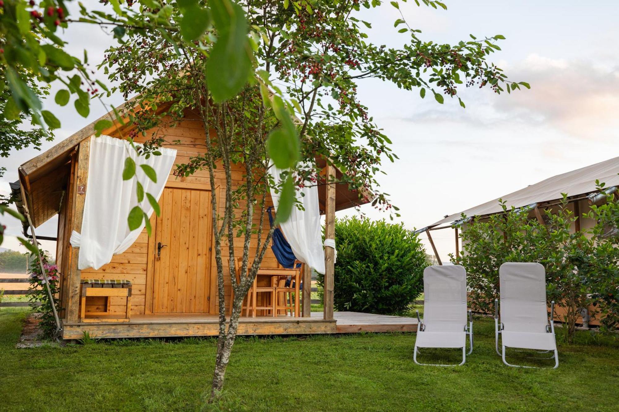 Glamping Kolpa Resort Gradac Exterior photo