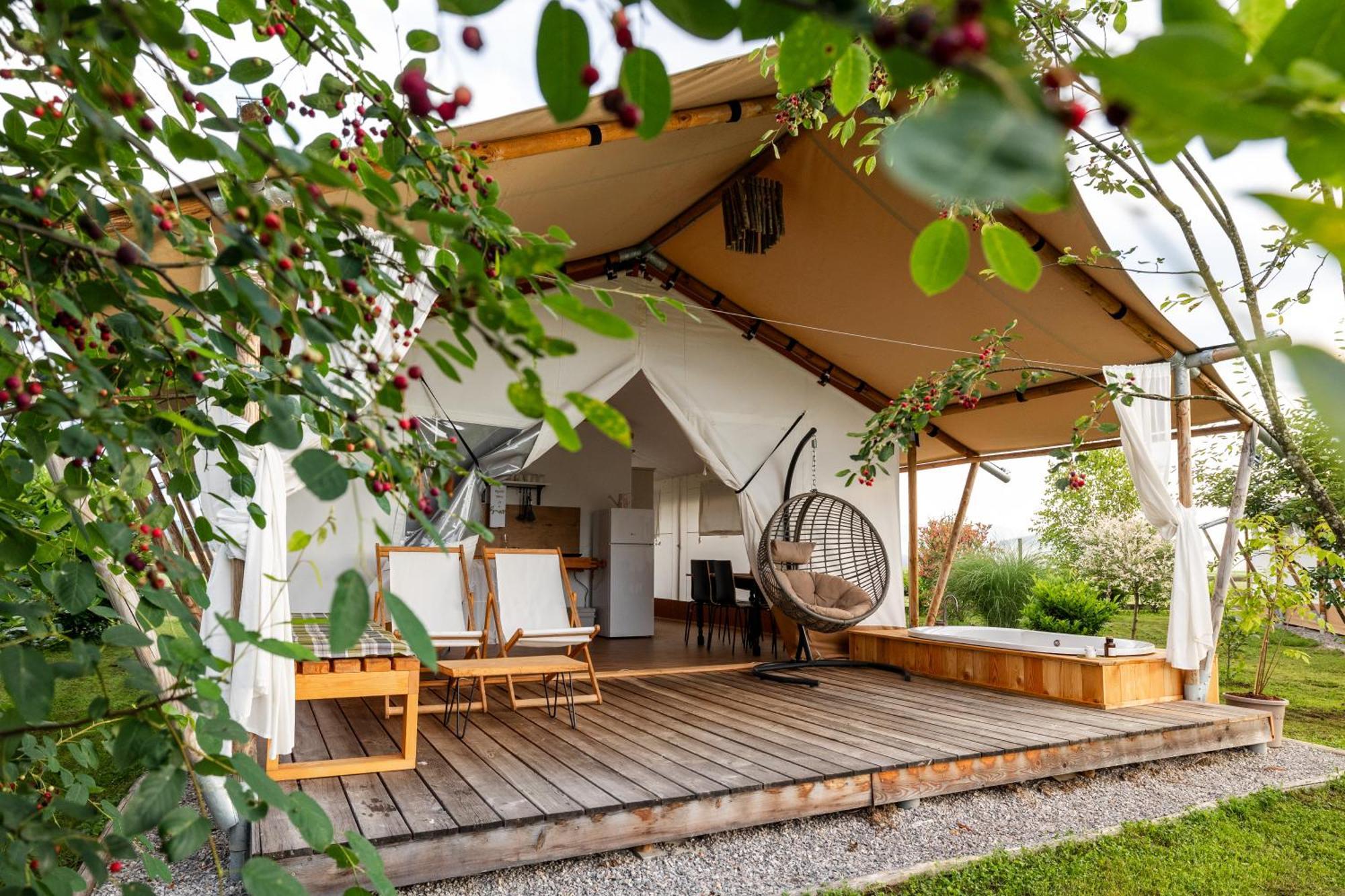Glamping Kolpa Resort Gradac Exterior photo